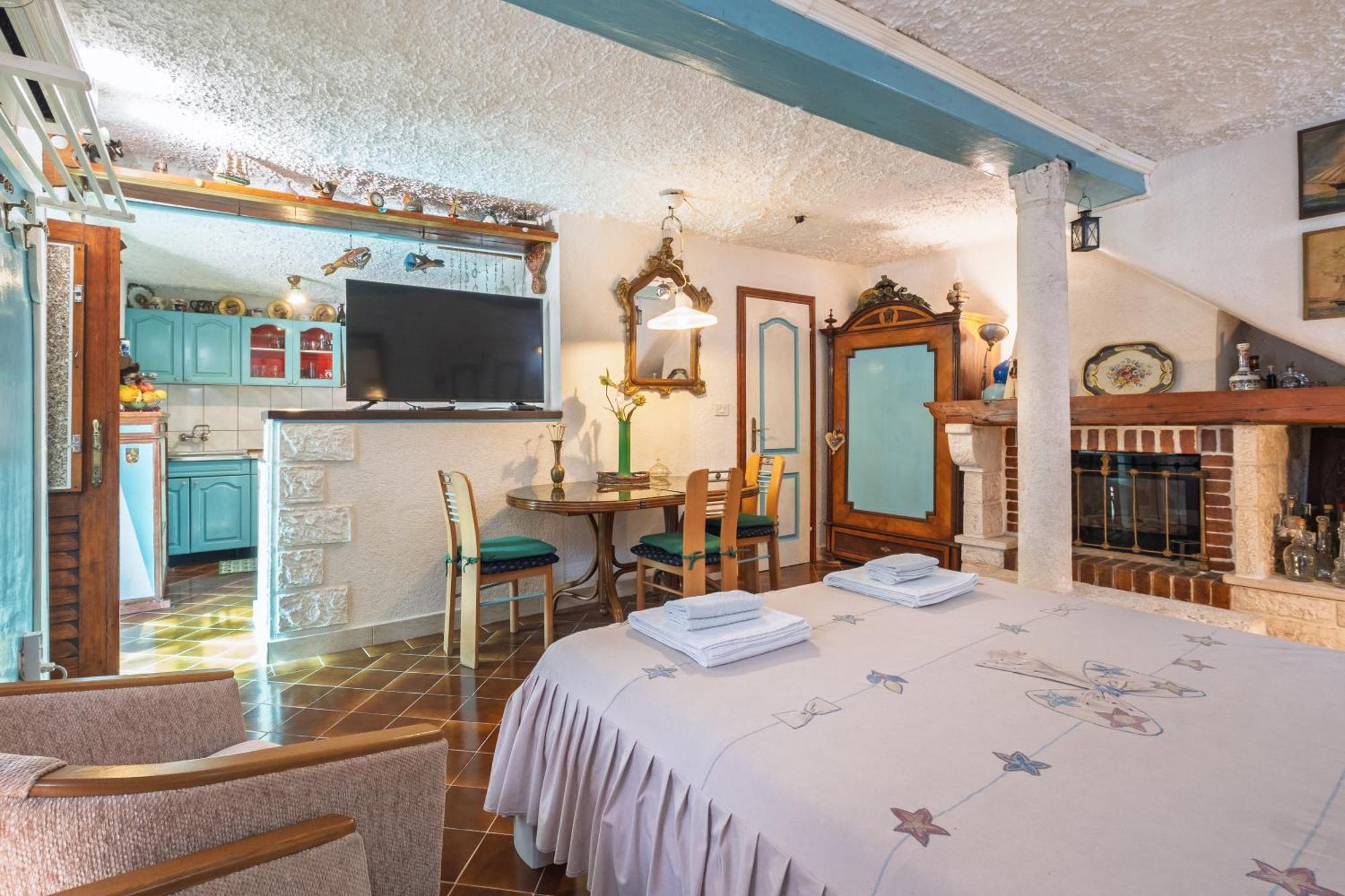 Bluemarine Rooms & Apartments 페라스트 외부 사진