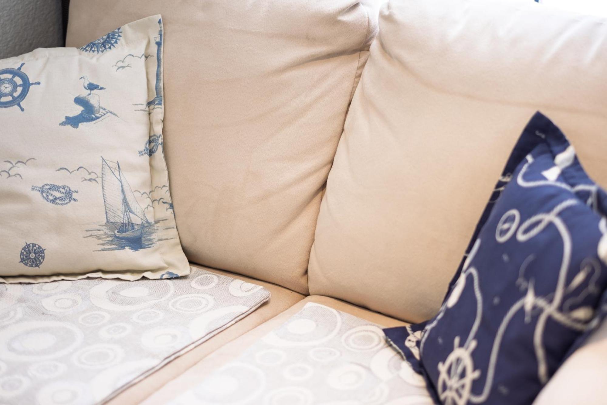 Bluemarine Rooms & Apartments 페라스트 외부 사진